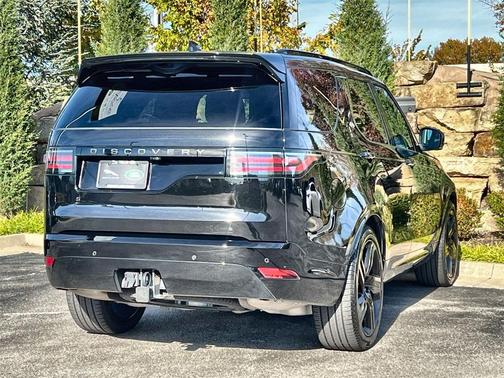 2024 Land Rover Discovery P360 Dynamic SE