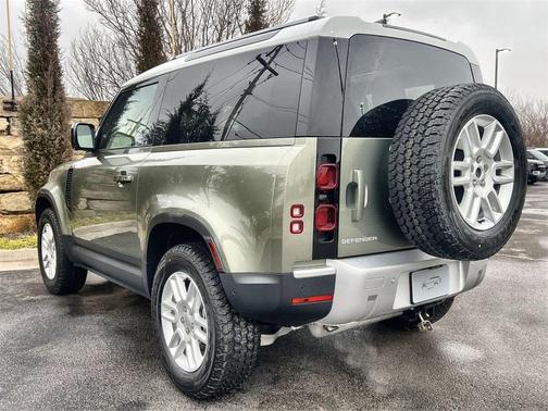 2025 Land Rover Defender P300 S