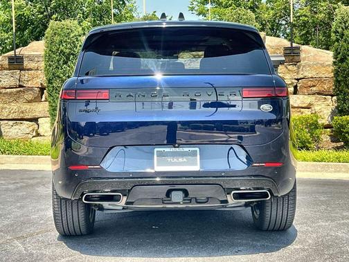 Portofino Blue 2023 Land Rover Range Rover Sport SE Dynamic