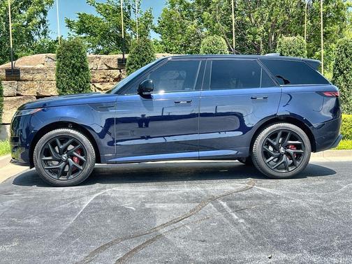 Portofino Blue 2023 Land Rover Range Rover Sport SE Dynamic