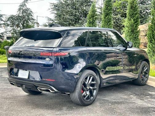Portofino Blue 2023 Land Rover Range Rover Sport SE Dynamic