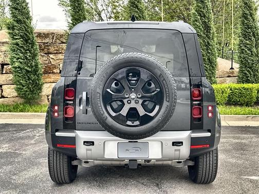 2025 Land Rover Defender P300 S