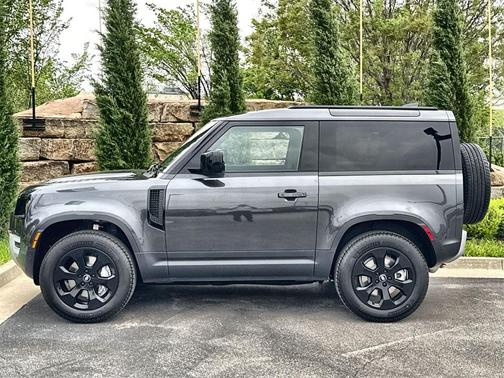 2025 Land Rover Defender P300 S