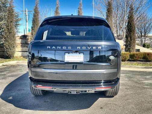 2023 Land Rover Range Rover P530 SE