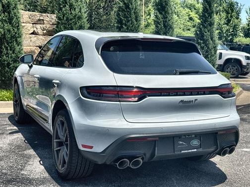 2023 Porsche Macan T