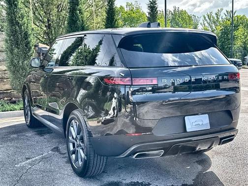 2025 Land Rover Range Rover Sport P360 SE