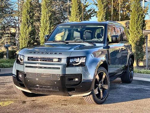 2025 Land Rover Defender P400 X-Dynamic SE