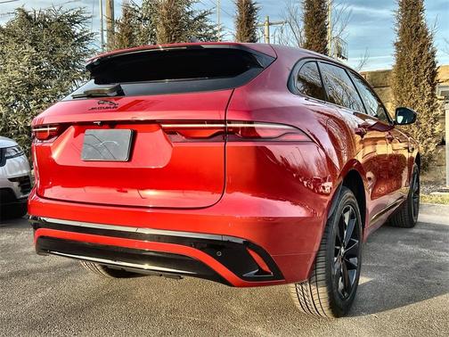 2025 Jaguar F-PACE P250 R-Dynamic S