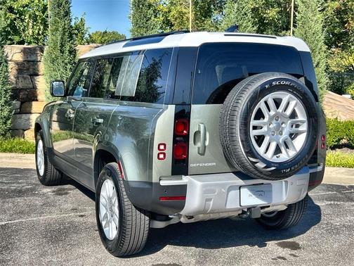 2025 Land Rover Defender P300