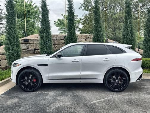 2026 Jaguar F-PACE P400 R-Dynamic S
