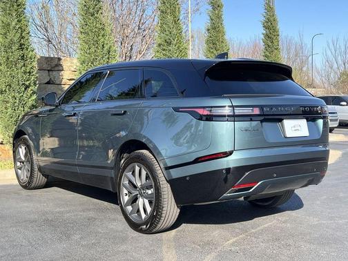 2026 Land Rover Range Rover Velar P250 Dynamic SE