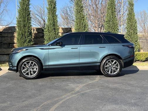 2026 Land Rover Range Rover Velar P250 Dynamic SE