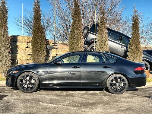 2024 Jaguar XF R-Dynamic SE