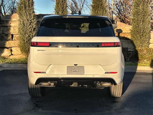 2026 Land Rover Range Rover Sport 5.0 Supercharged Dynamic