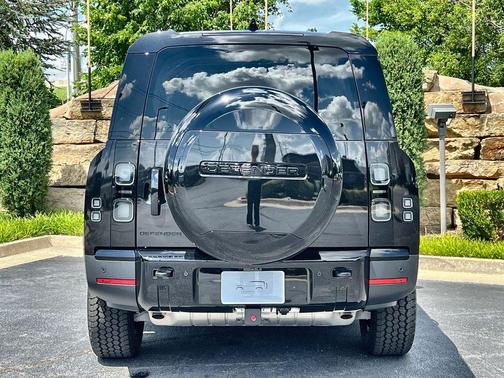Santorini Black 2026 Land Rover Defender P300 S