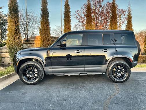 2026 Land Rover Defender 110 S