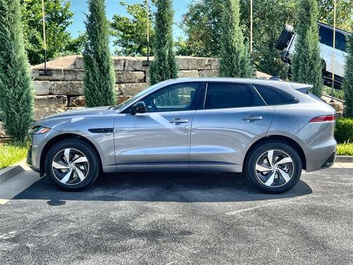 2025 Jaguar F-PACE P250 R-Dynamic S