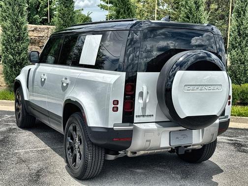 2025 Land Rover Defender P300