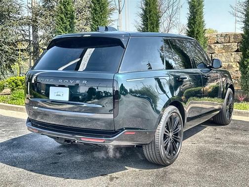 2025 Land Rover Range Rover P530 SE
