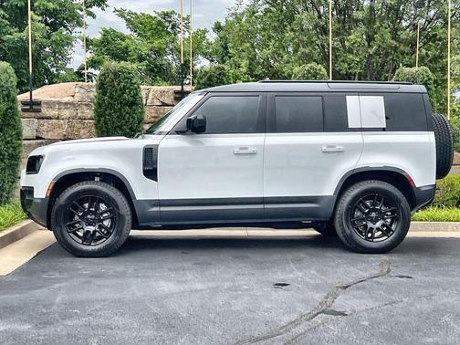 Fuji White 2026 Land Rover Defender P300 S