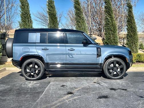 2026 Land Rover Defender P400 X-Dynamic SE