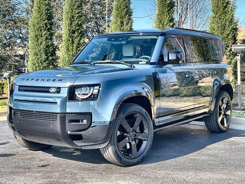 2026 Land Rover Defender P400 X-Dynamic SE