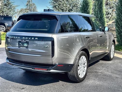 2023 Land Rover Range Rover P400 SE