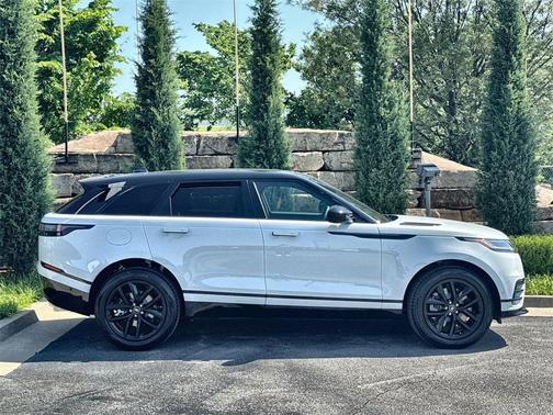 2026 Land Rover Range Rover Velar P250 Dynamic SE