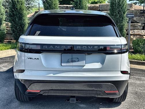 2026 Land Rover Range Rover Velar P250 Dynamic SE