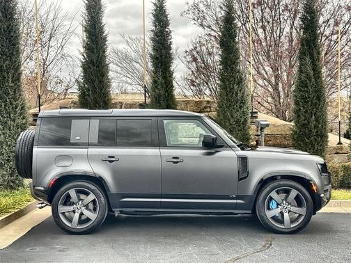 2022 Land Rover Defender Carpathian Edition