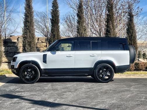 2026 Land Rover Defender P400 X-Dynamic SE