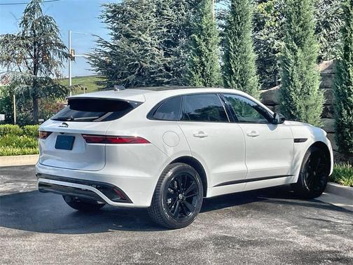 2025 Jaguar F-PACE P250 R-Dynamic S
