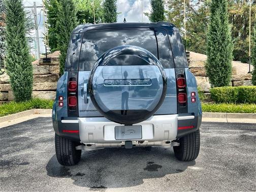 2025 Land Rover Defender P400 S