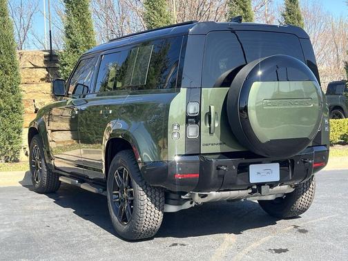 2026 Land Rover Defender P400 X-Dynamic SE