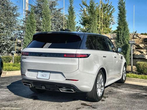 2025 Land Rover Range Rover Sport P550 Autobiography