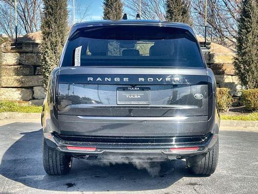 2023 Land Rover Range Rover P400 SE