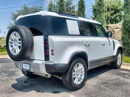 2025 Land Rover Defender P300