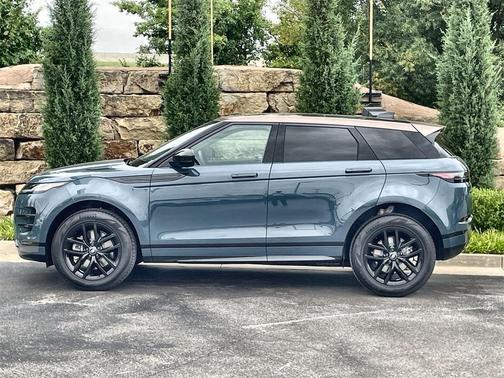 2025 Land Rover Range Rover Evoque Dynamic SE