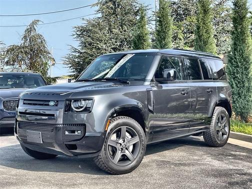 2024 Land Rover Defender P400 X-Dynamic SE