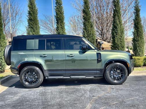2026 Land Rover Defender P400 X-Dynamic SE