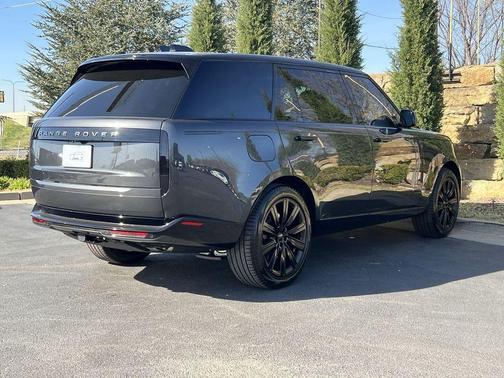 2026 Land Rover Range Rover P530 SE 7 Seat