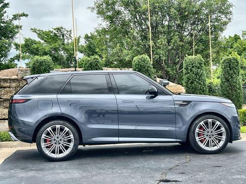 Varesine Blue 2025 Land Rover Range Rover Sport P400 Dynamic SE