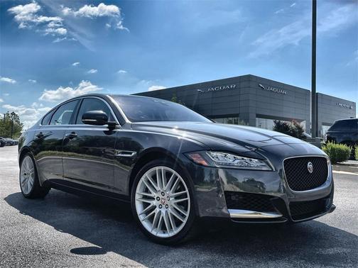 2020 Jaguar XF 30t Prestige