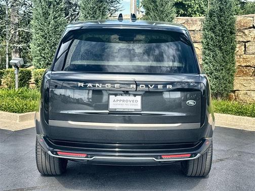 2023 Land Rover Range Rover P530 SE