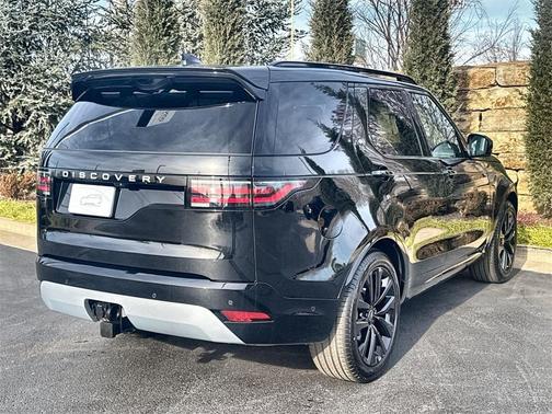 2026 Land Rover Discovery Tempest Edition