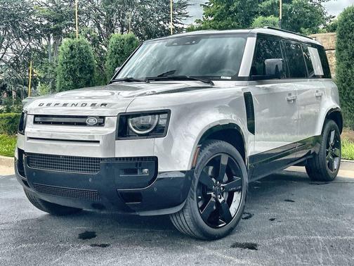 Borasco Grey 2026 Land Rover Defender P400 X-Dynamic SE