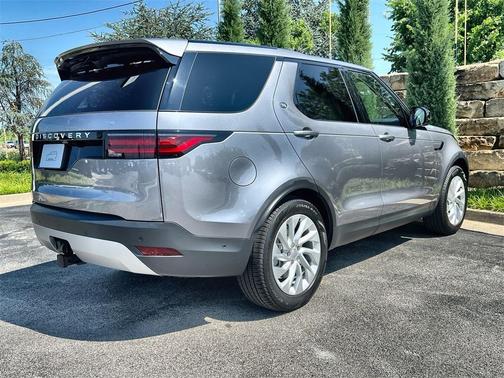 2025 Land Rover Discovery P300 S
