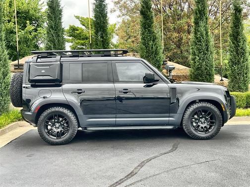 2024 Land Rover Defender P300