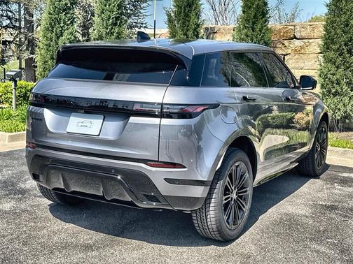 2026 Land Rover Range Rover Evoque Dynamic SE