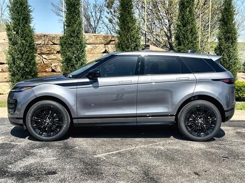 2026 Land Rover Range Rover Evoque Dynamic SE